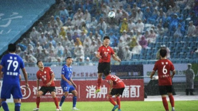 镇江0-1常州，李霄鹏破门张件错失良机