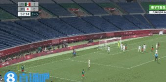 科尔多瓦破门！VAR介入后示意有效！津门虎1-0英博
