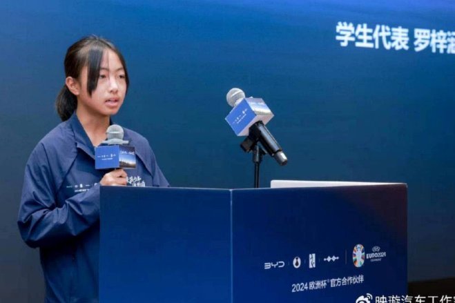 原来如此，热那亚的蔡昀翼来自Jallo老师与足协建立的华裔推荐渠道