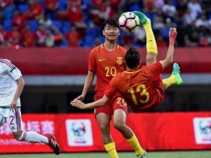 足球小将能否踢赢国足？