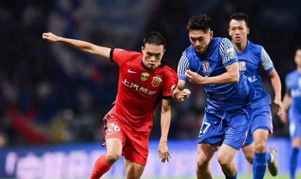 海港2-0胜申花，梅开二度！