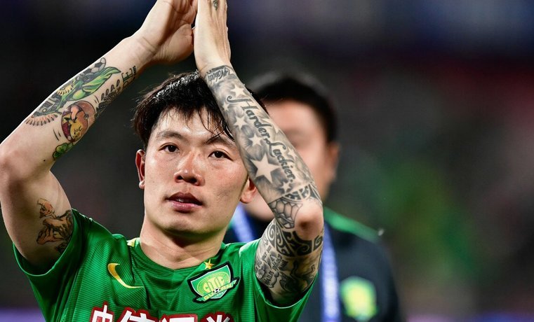 张稀哲突施冷箭中柱后破门！国安2-1浙江