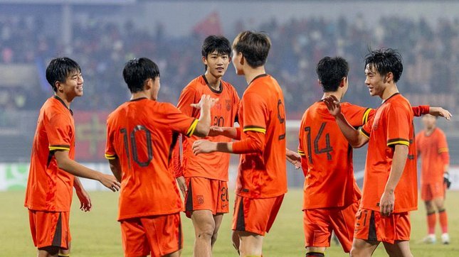 U17国足vs勒沃库森U17首发：帅惟浩领衔，徐正鹏秦子牛出战