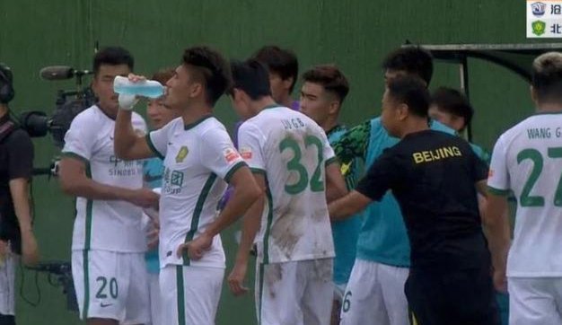 国安3-3玉昆：张玉宁错失良机，这防守真让人头大